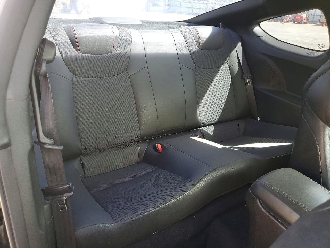 2016 HYUNDAI GENESIS