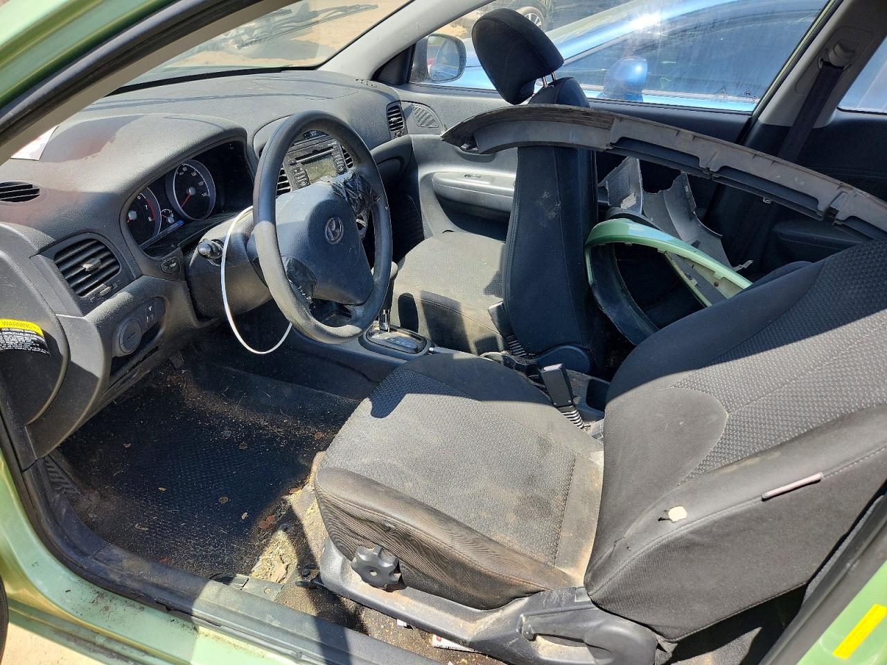 2011 HYUNDAI ACCENT