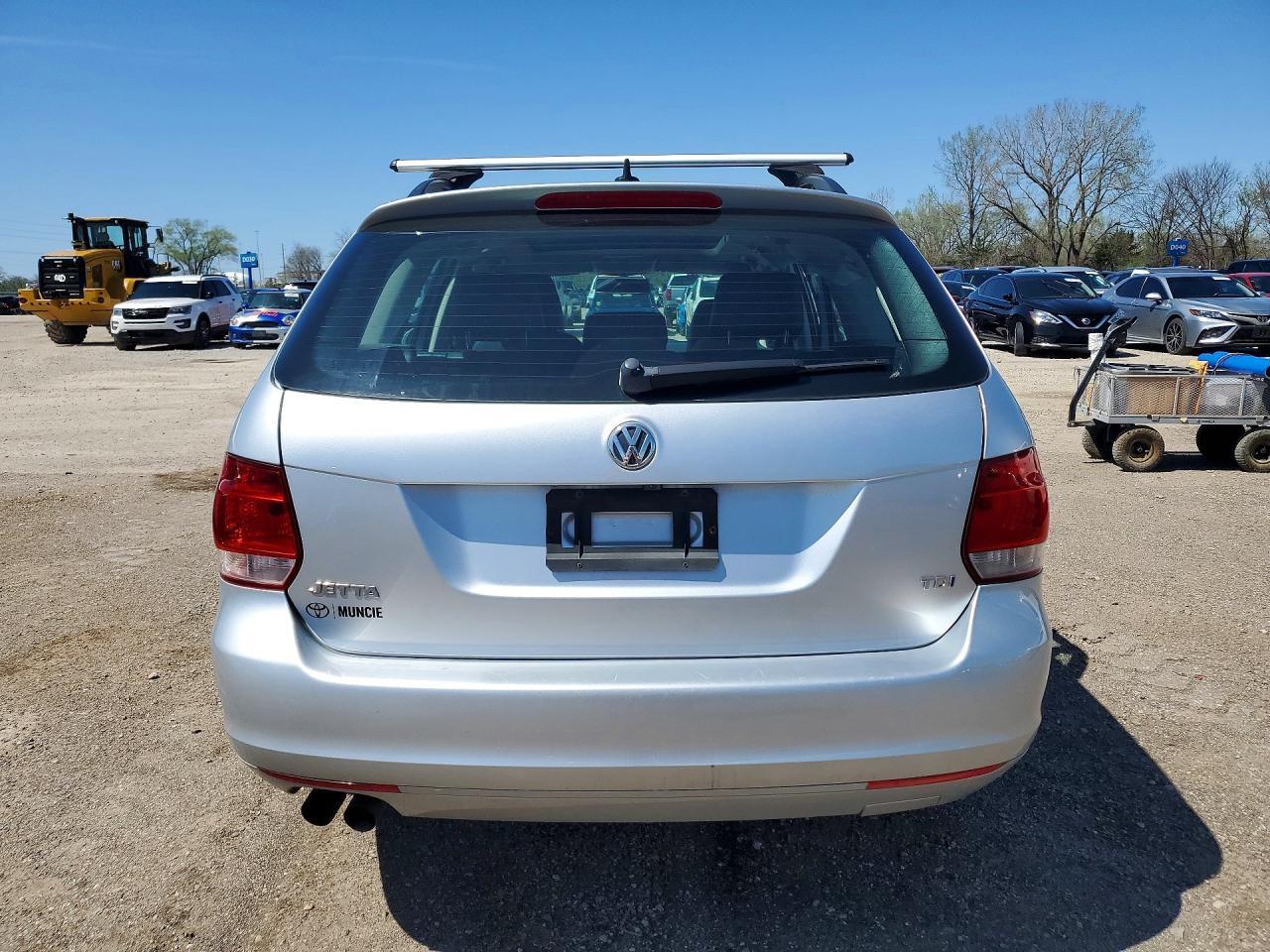 2014 VOLKSWAGEN JETTA