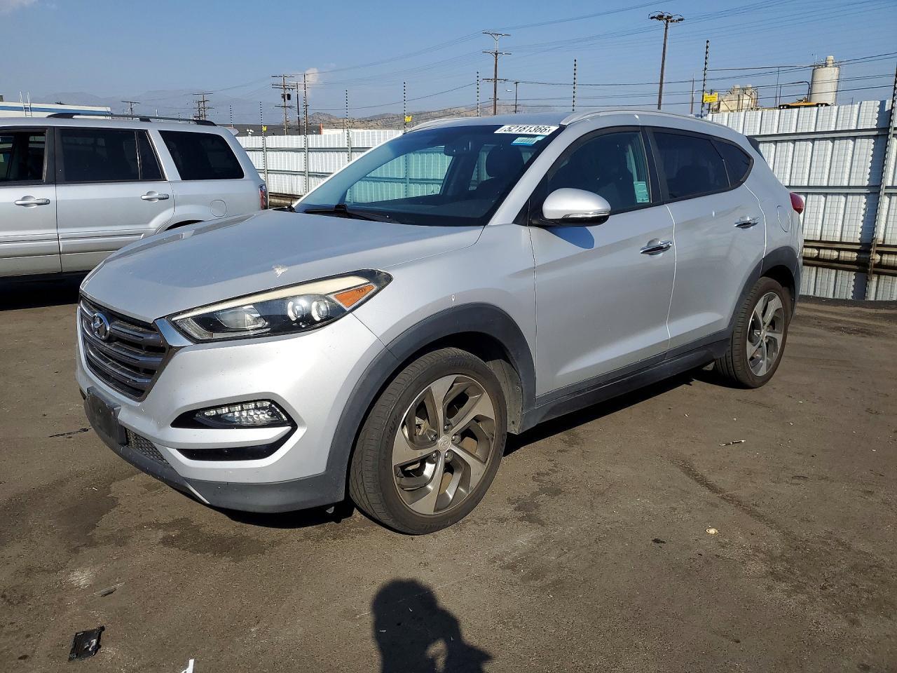 2016 HYUNDAI TUCSON