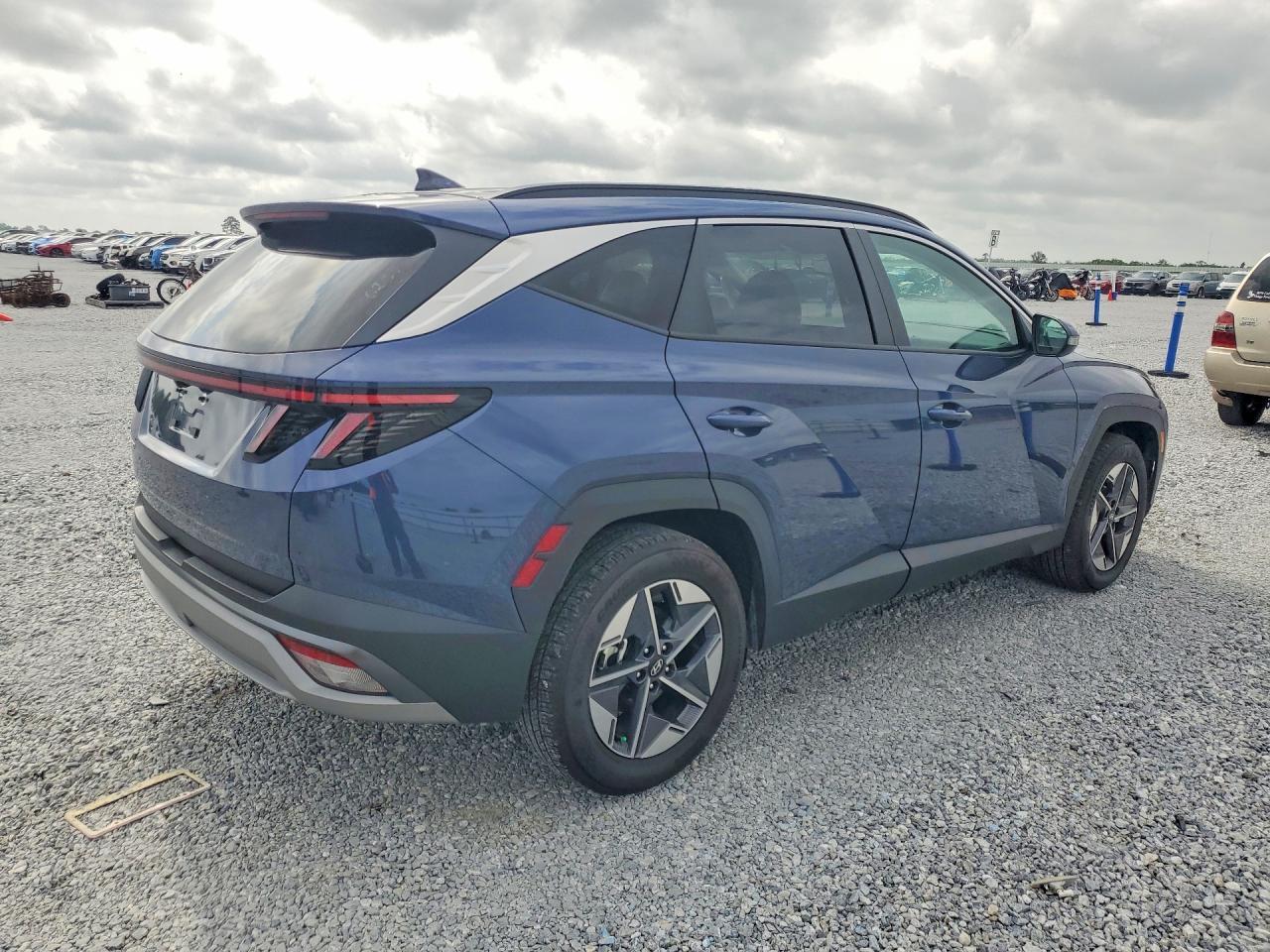 2025 HYUNDAI TUCSON