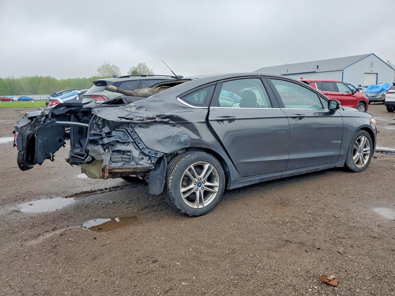 2016 FORD FUSION