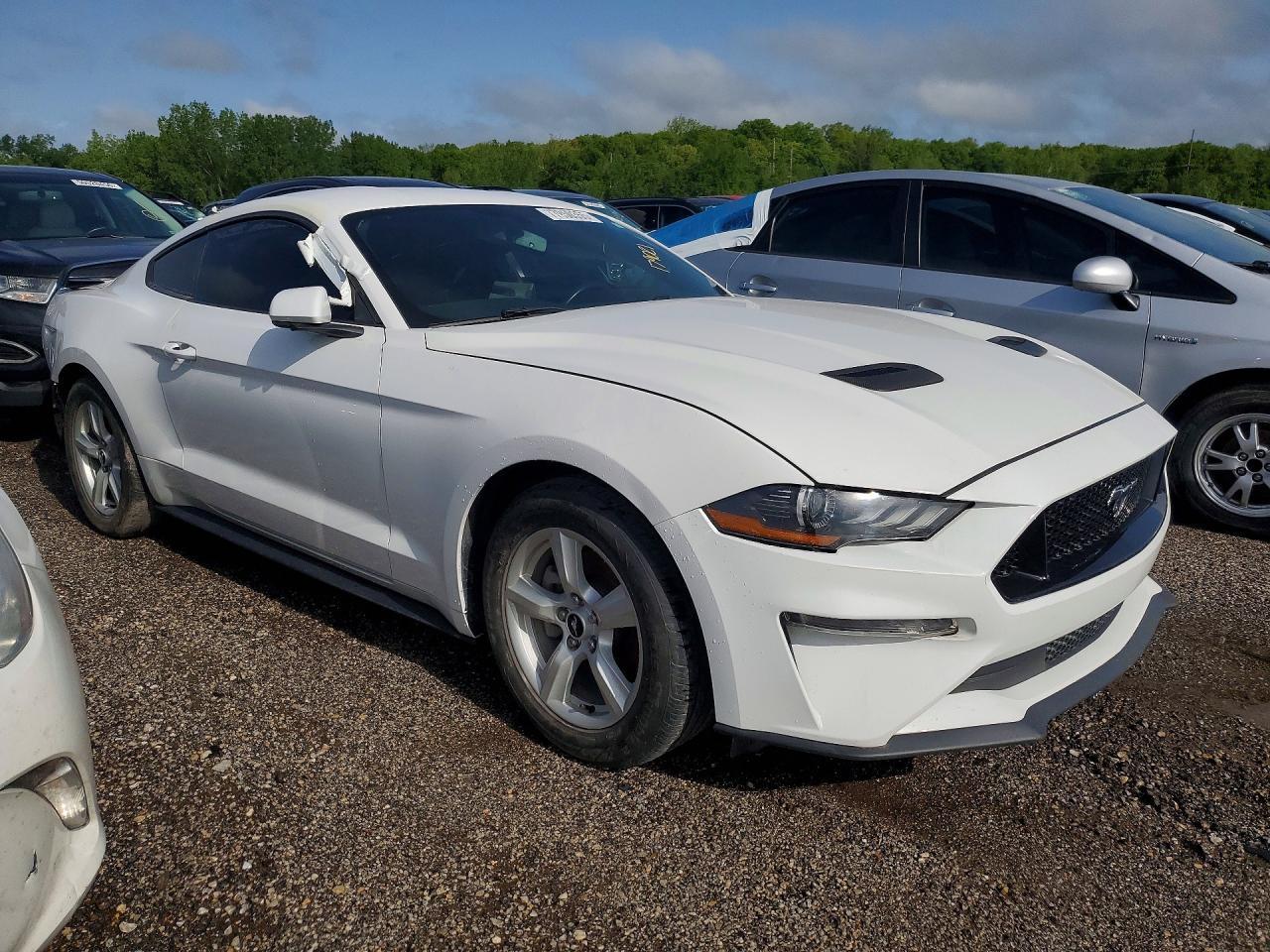 2020 FORD MUSTANG