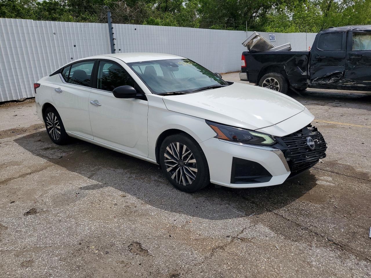 2025 NISSAN ALTIMA