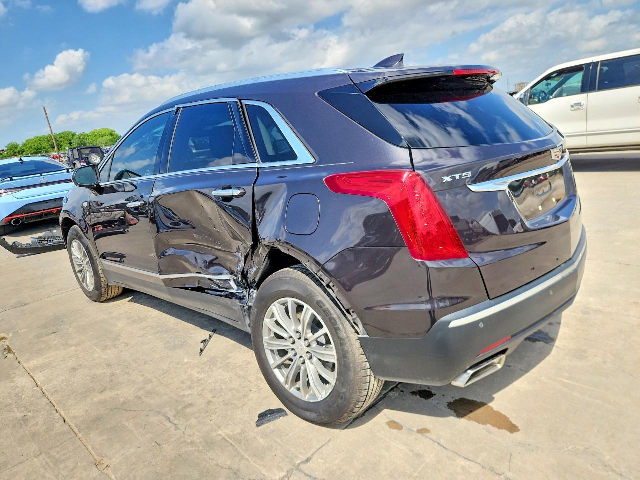 2018 CADILLAC XT5