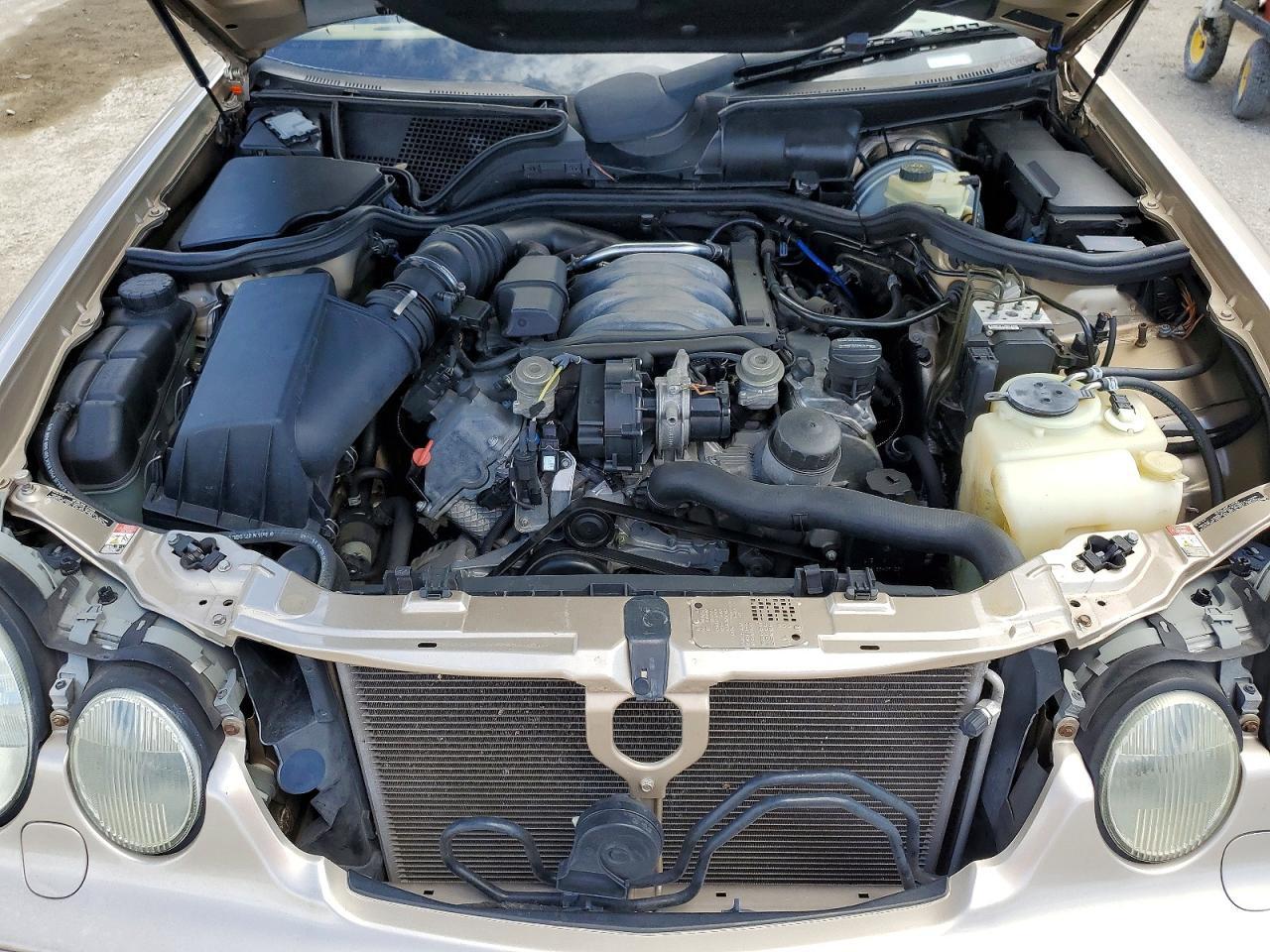 2000 MERCEDES-BENZ E-Class