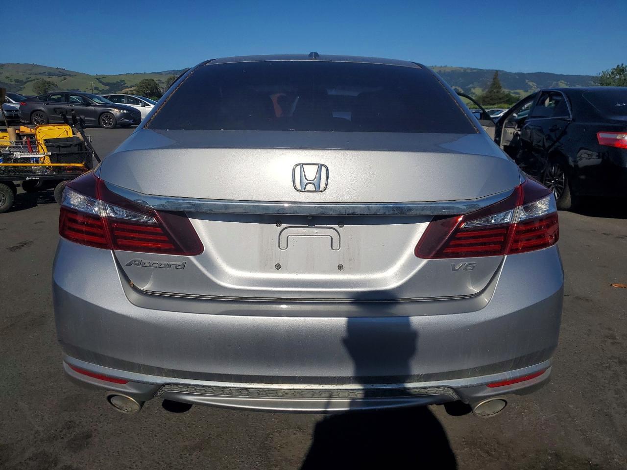 2017 HONDA ACCORD