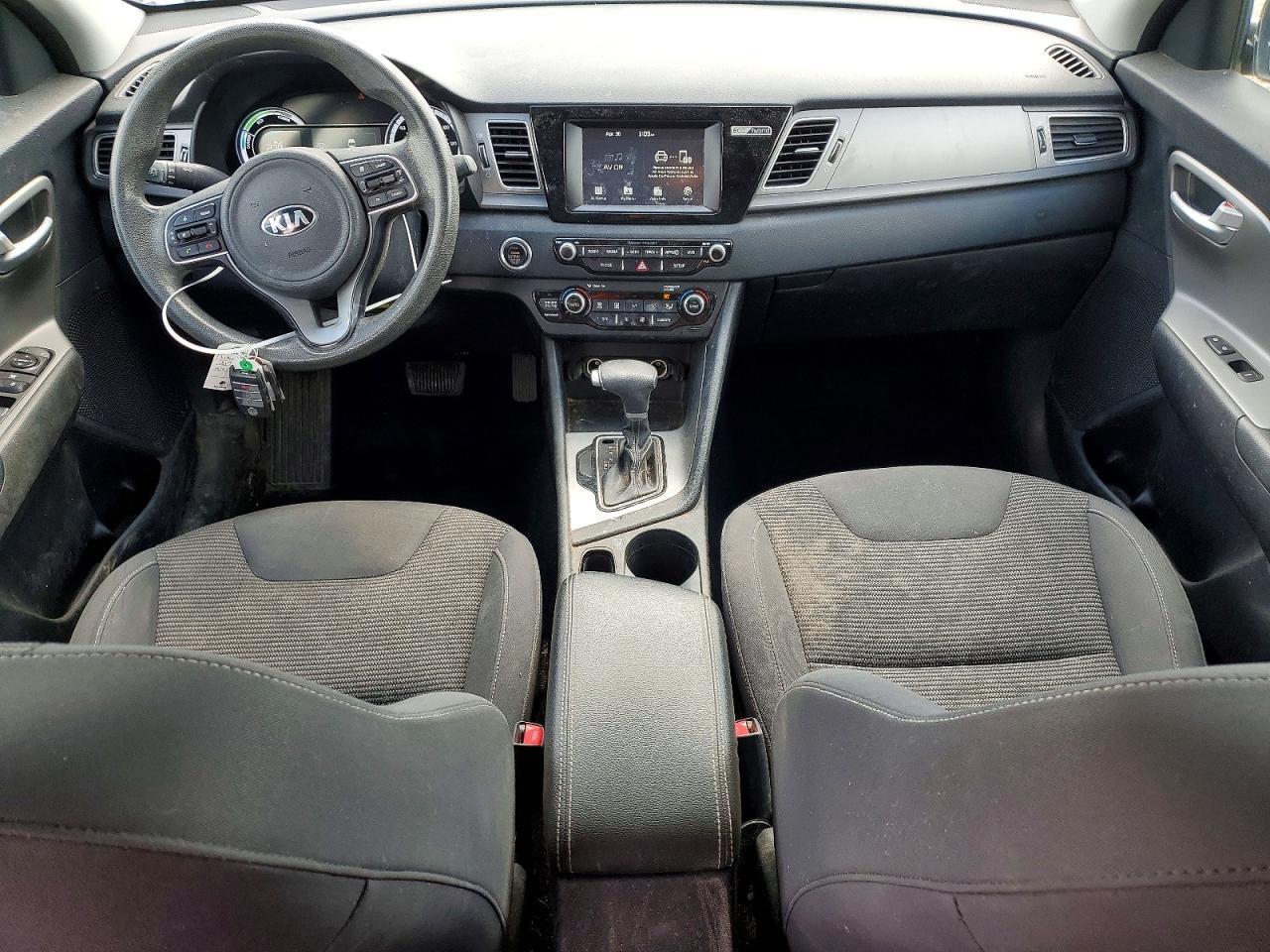 2017 KIA Niro