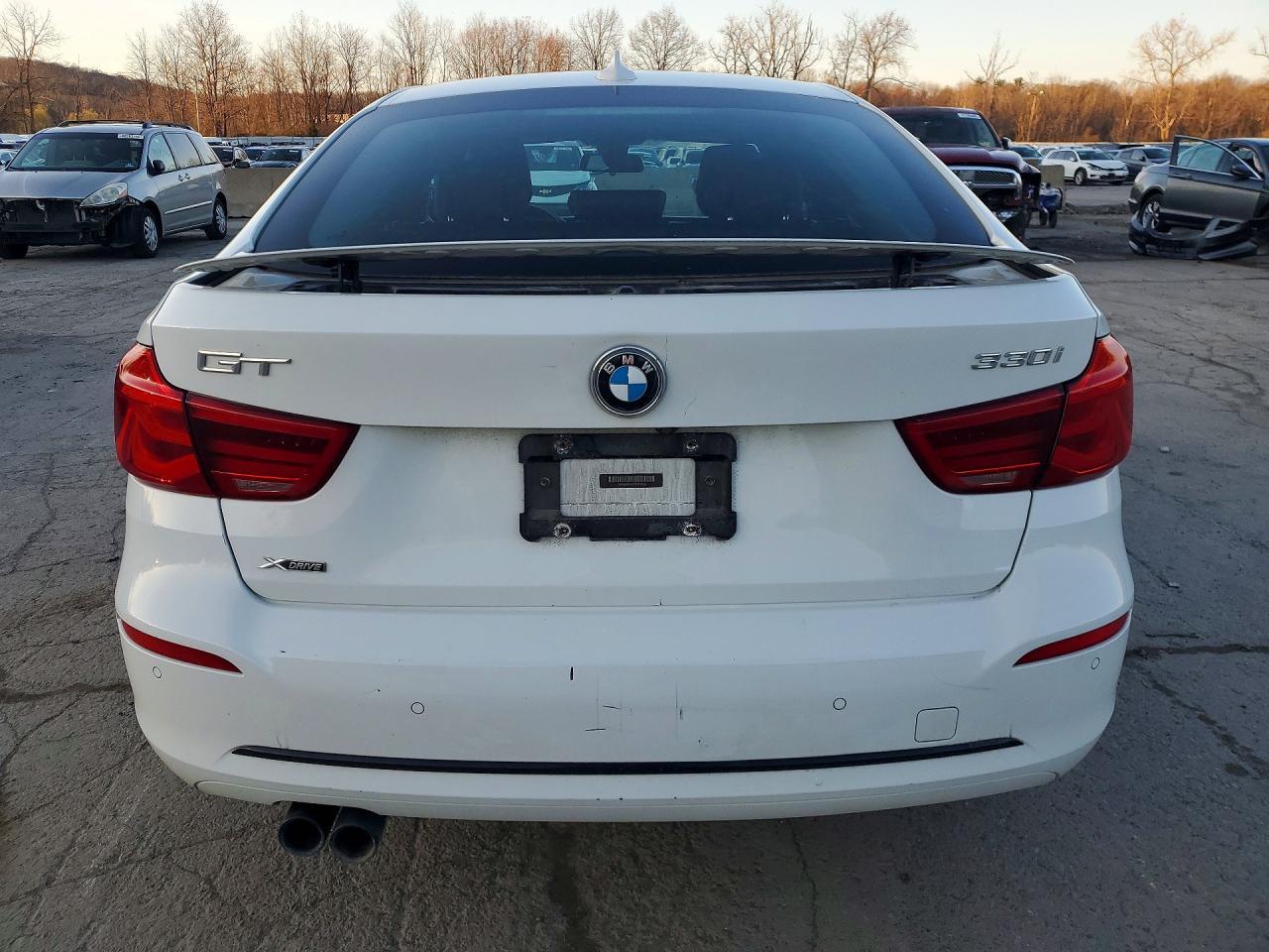 2018 BMW 3 SERIES