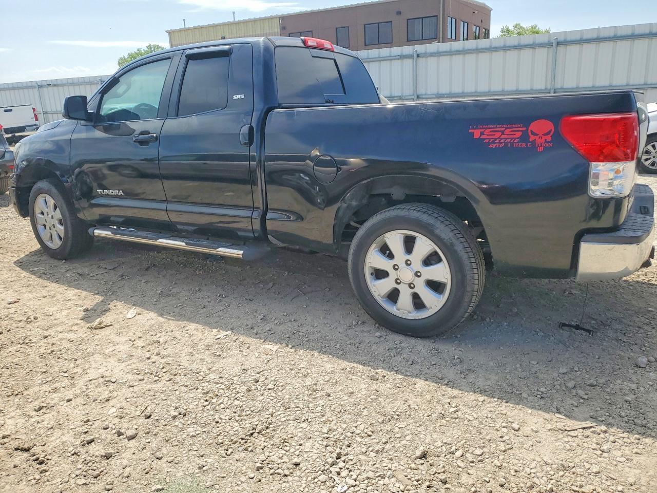 2011 TOYOTA TUNDRA