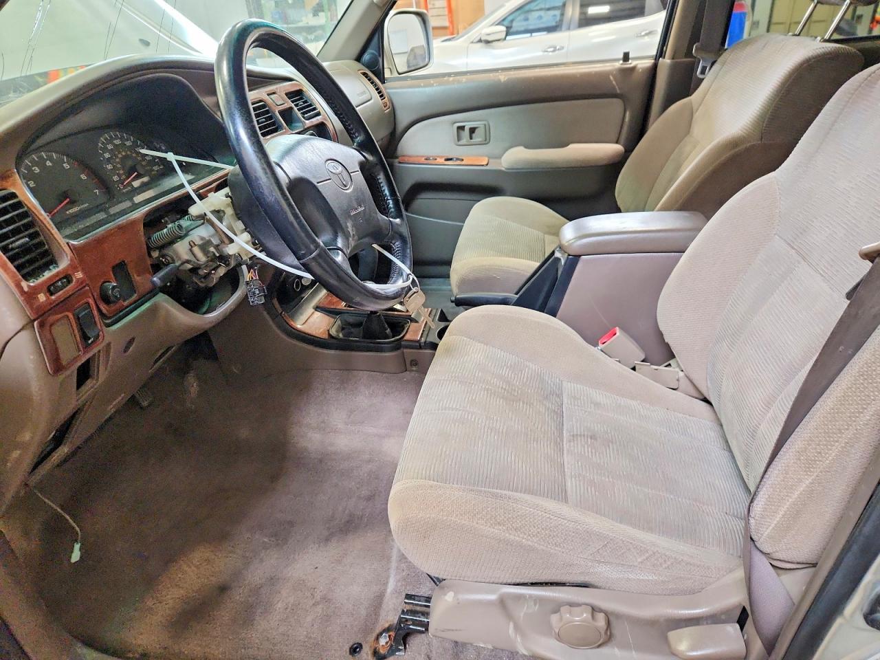 2000 TOYOTA 4Runner