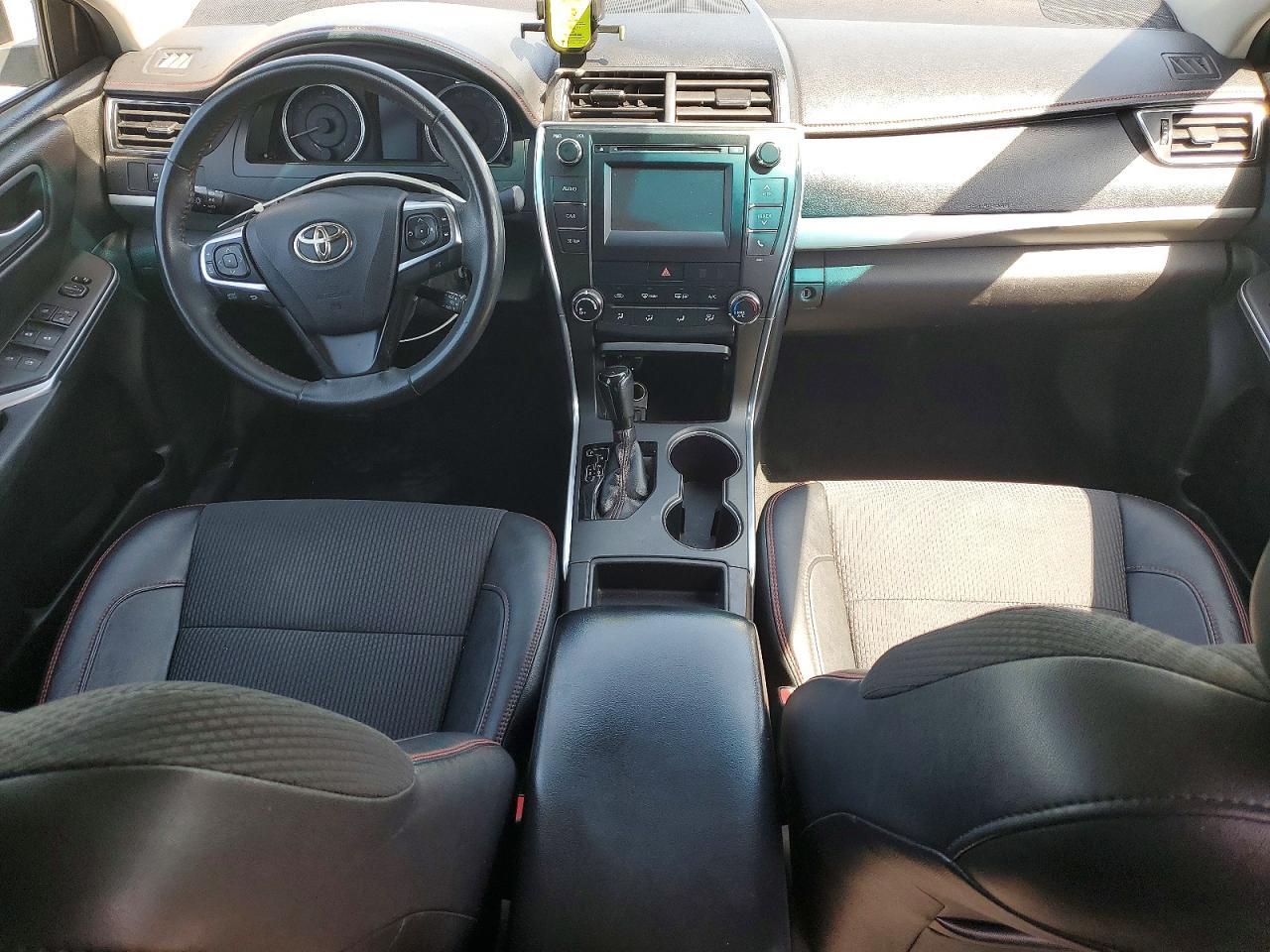 2017 TOYOTA CAMRY