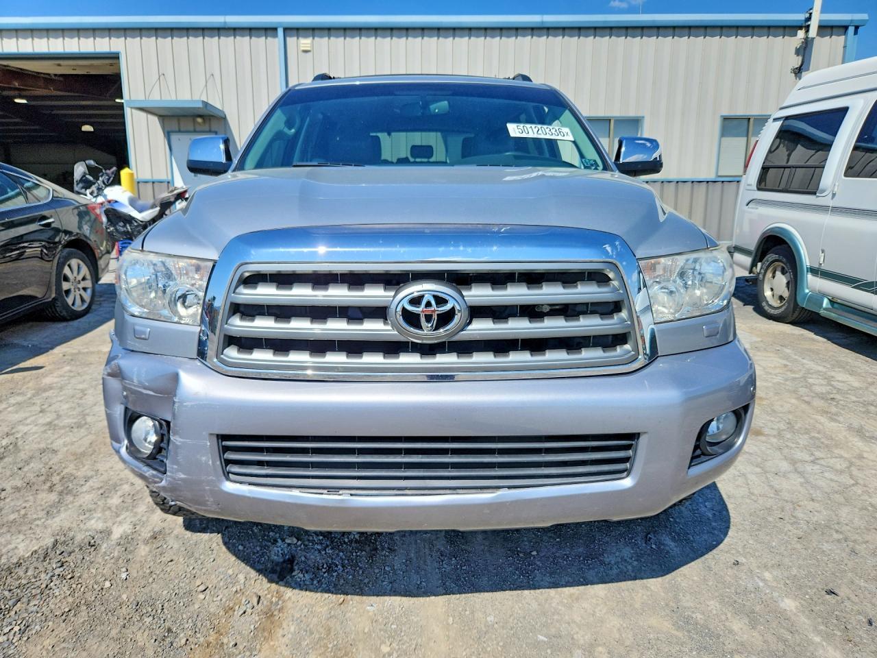2015 TOYOTA Sequoia
