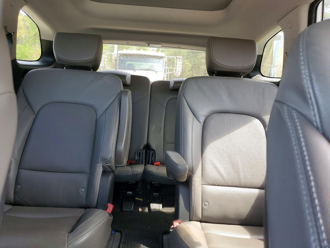 2016 HYUNDAI SANTA FE