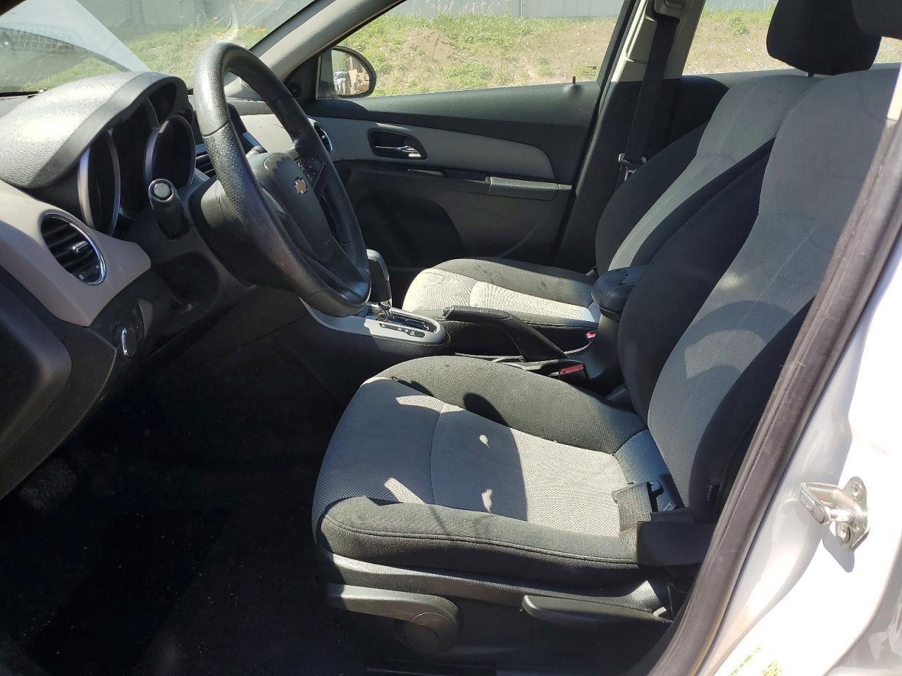 2011 CHEVROLET CRUZE