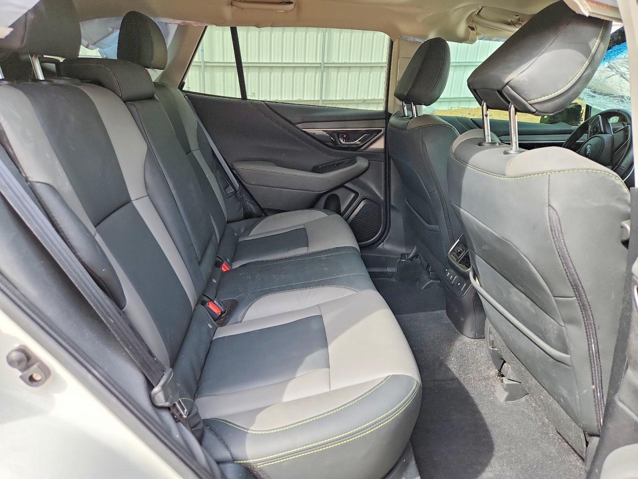 2022 SUBARU Outback