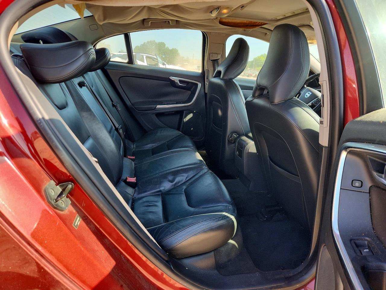2013 VOLVO S60