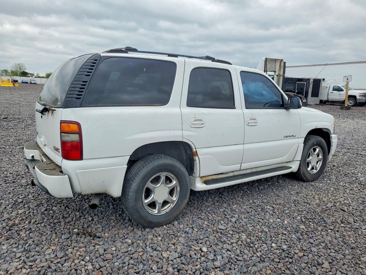 2003 GMC Yukon