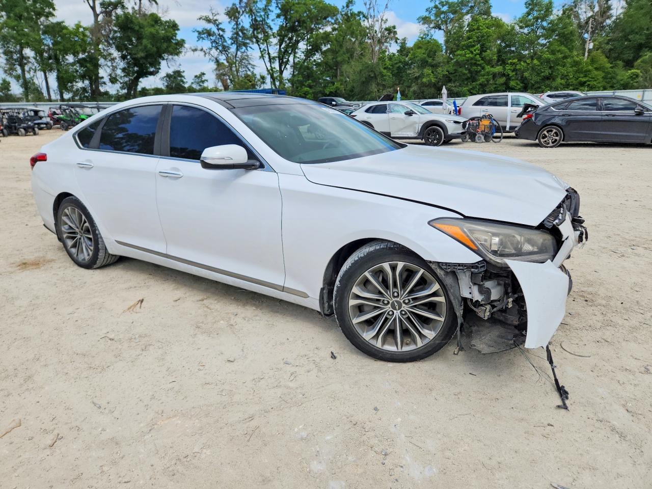 2015 HYUNDAI GENESIS
