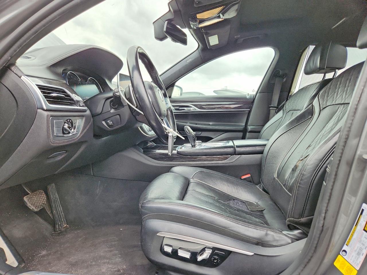 2016 BMW 7 series