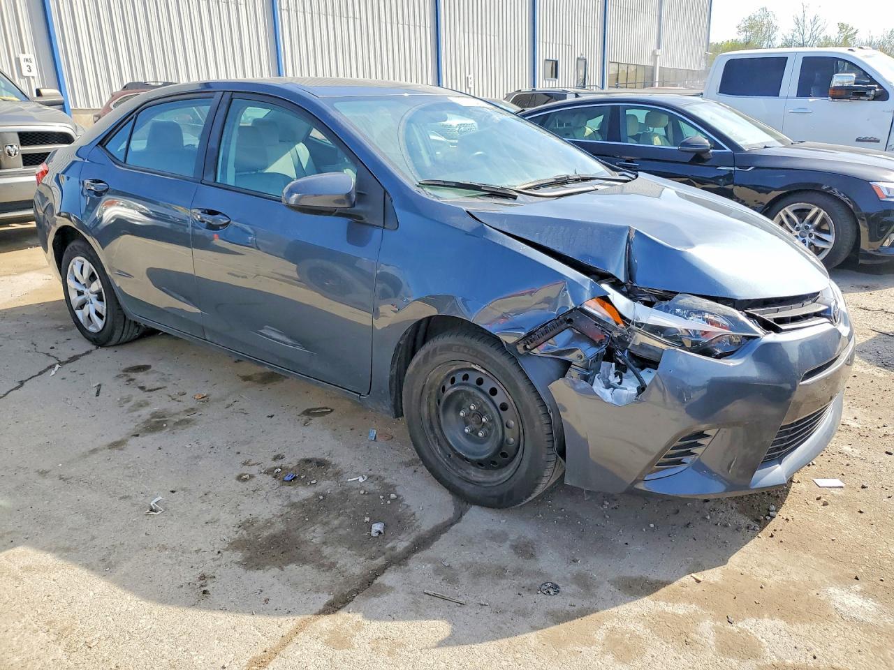 2015 TOYOTA COROLLA