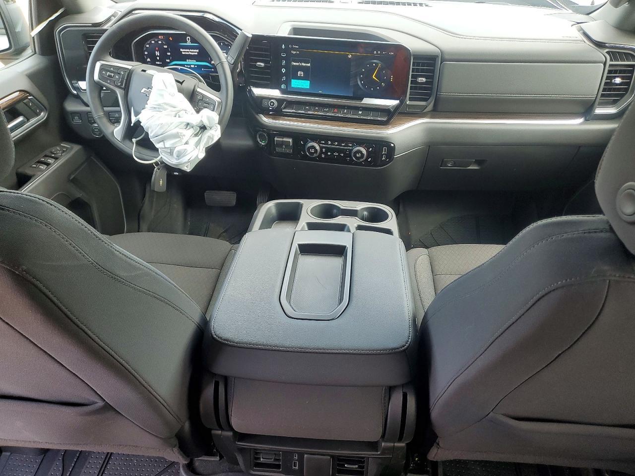 2026 CHEVROLET Silverado
