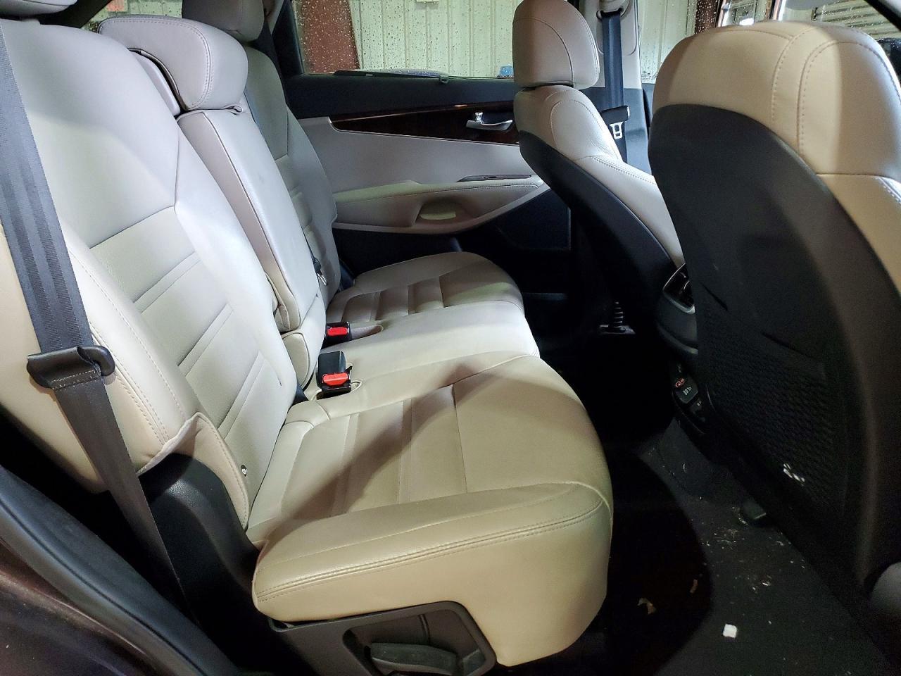 2017 KIA SORENTO