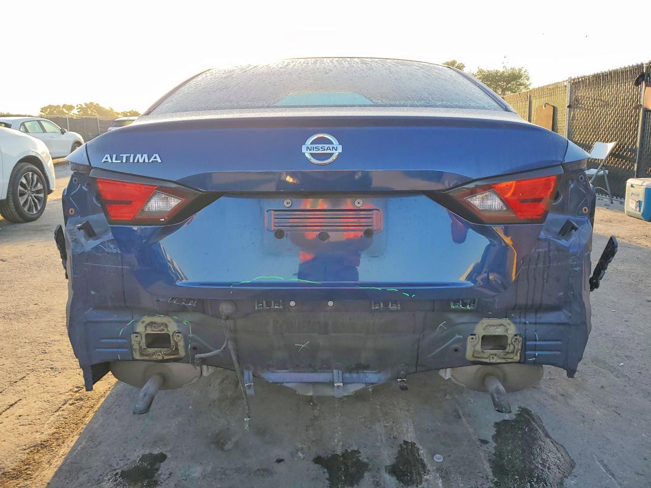 2021 NISSAN ALTIMA