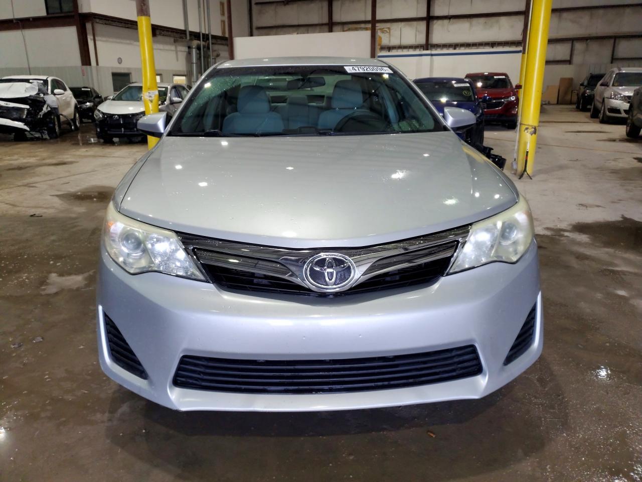 2014 TOYOTA CAMRY