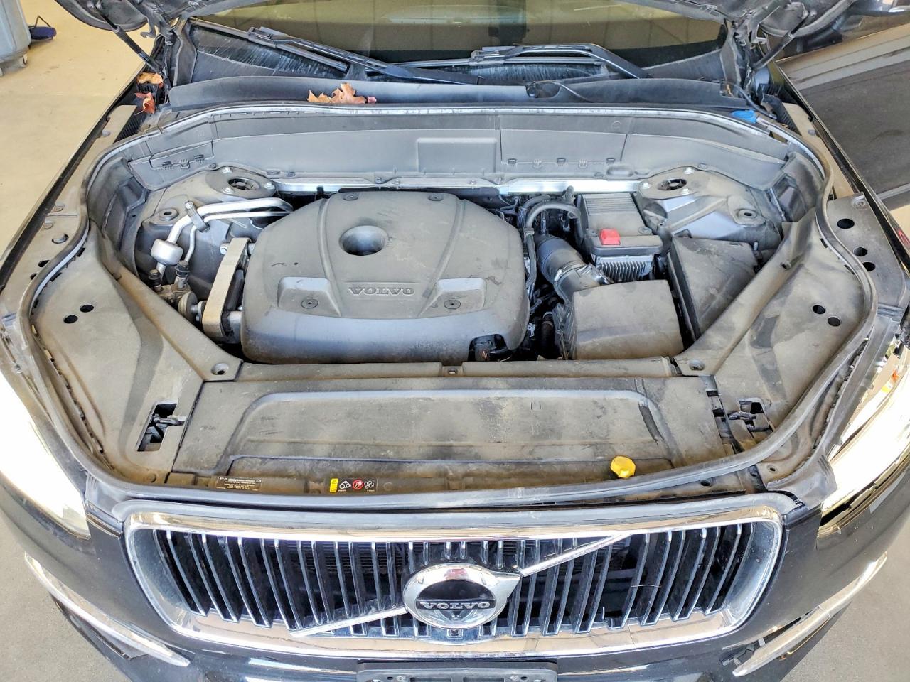 2018 VOLVO XC90