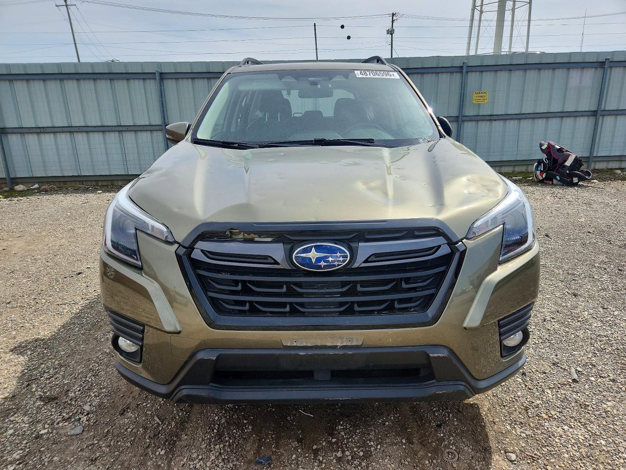 2022 SUBARU FORESTER