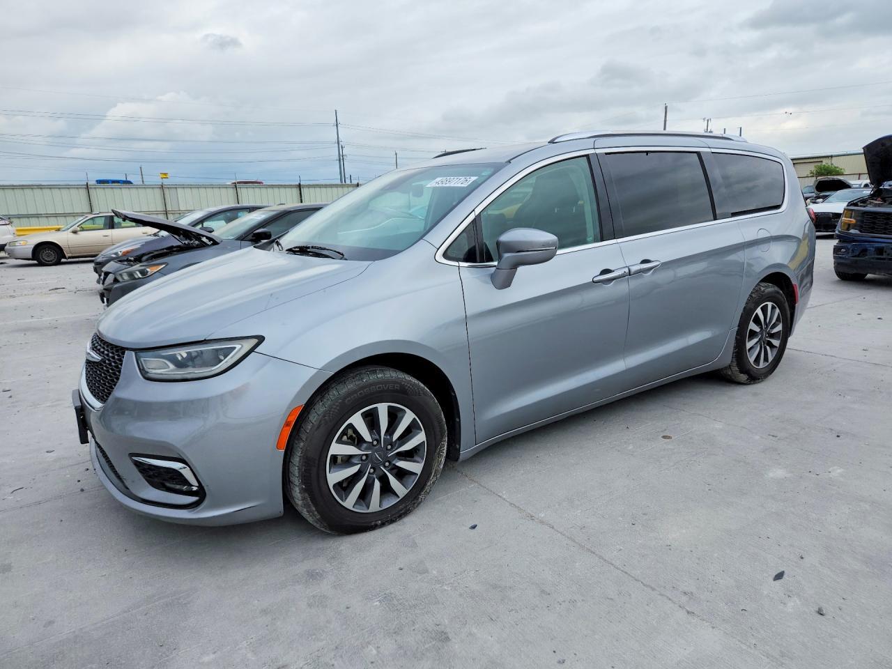 2021 CHRYSLER Pacifica