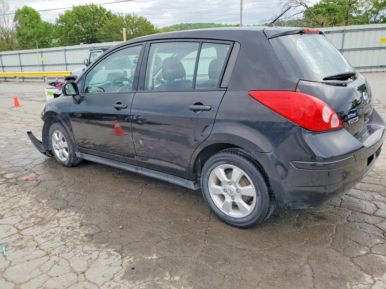 2009 NISSAN VERSA