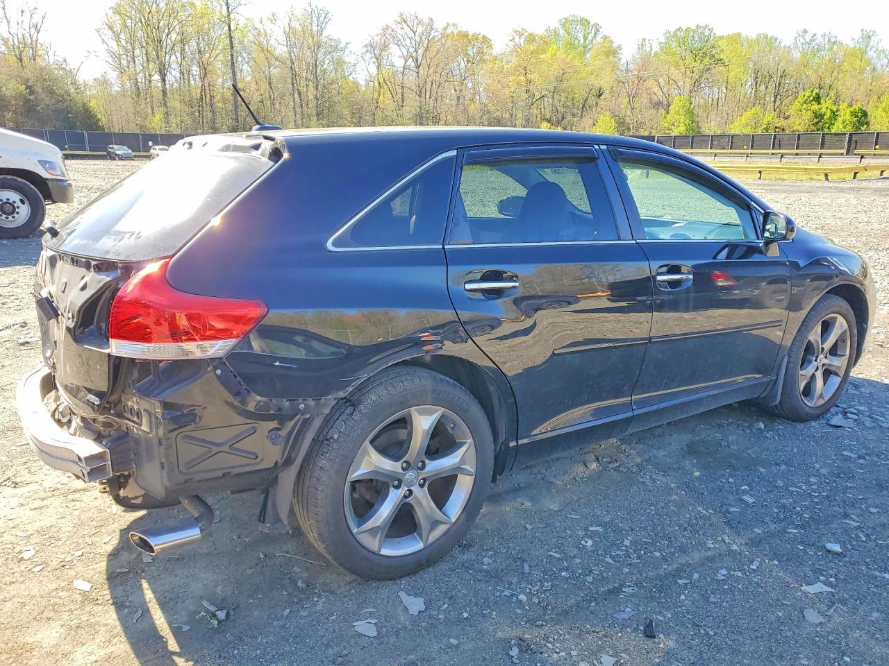 2010 TOYOTA VENZA