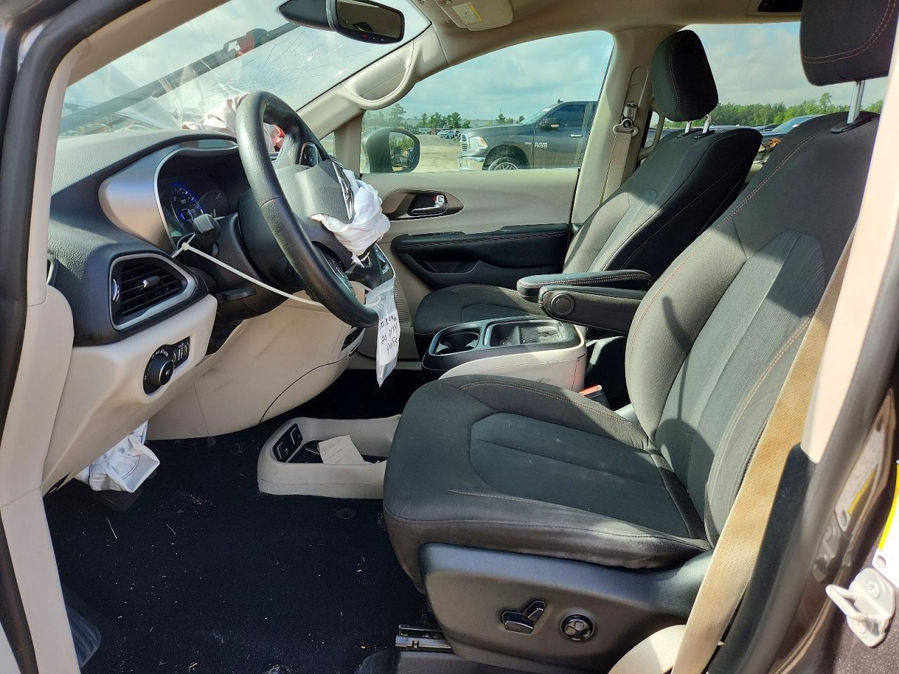 2020 CHRYSLER Pacifica