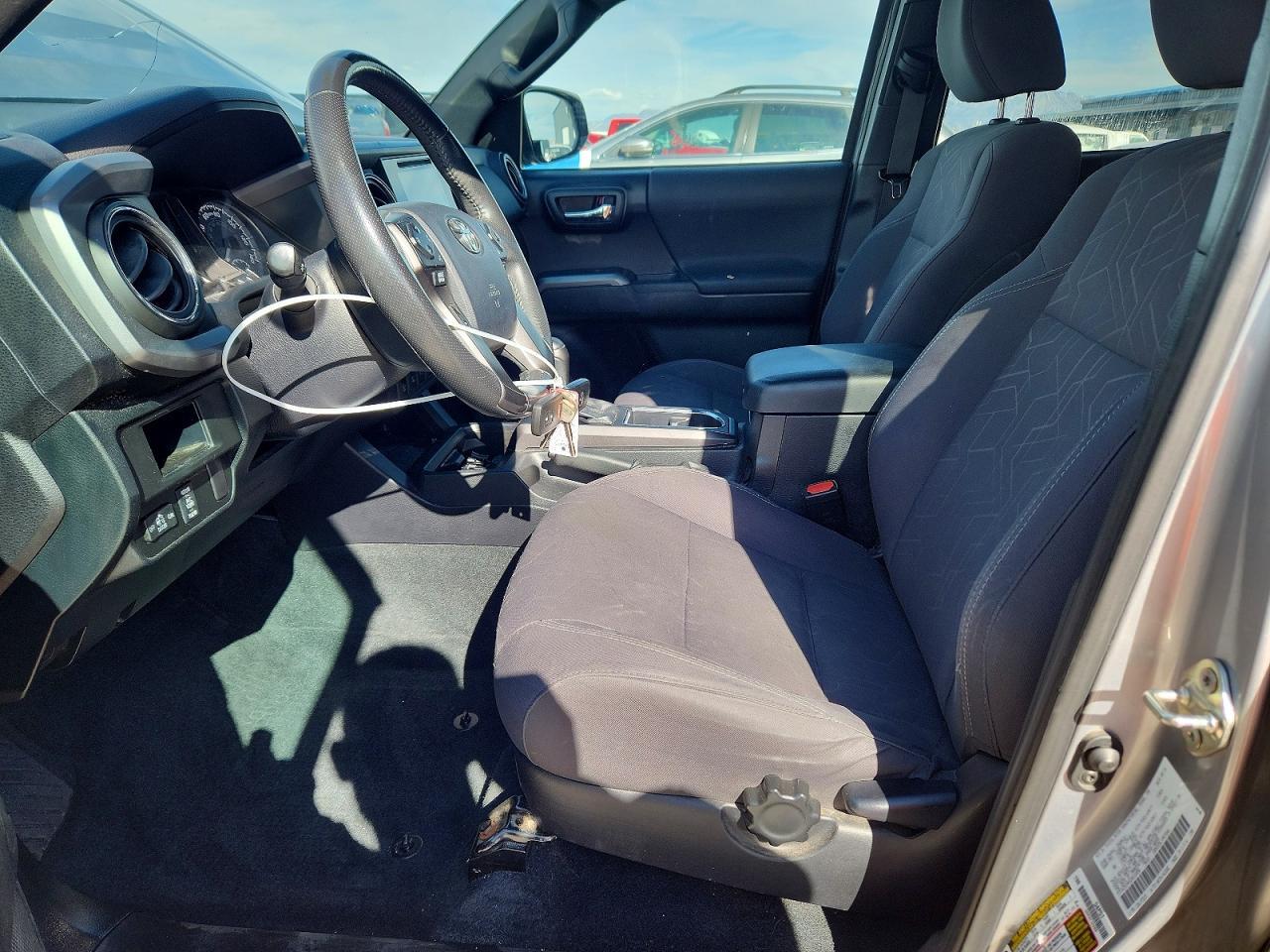 2016 TOYOTA TACOMA