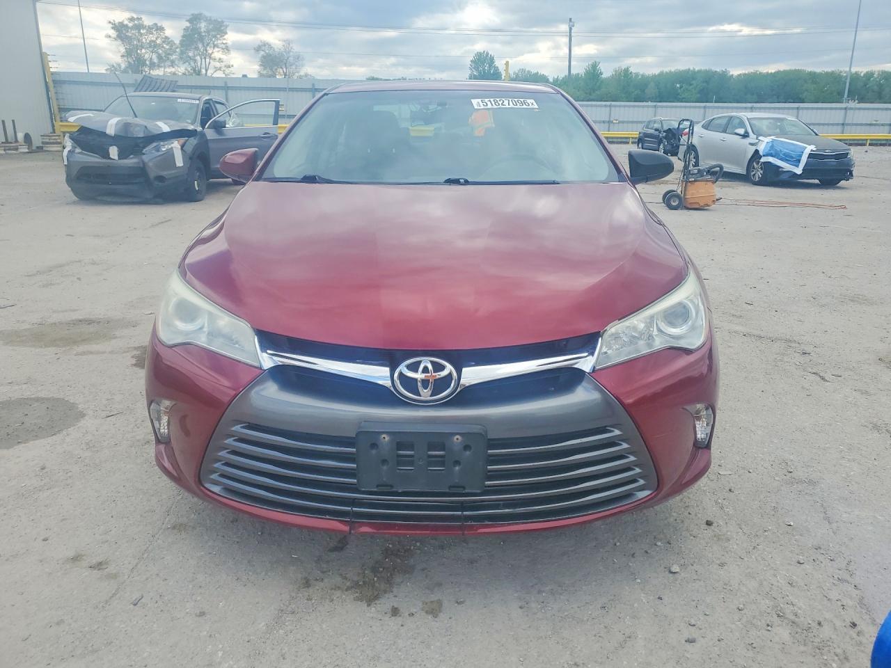 2016 TOYOTA CAMRY