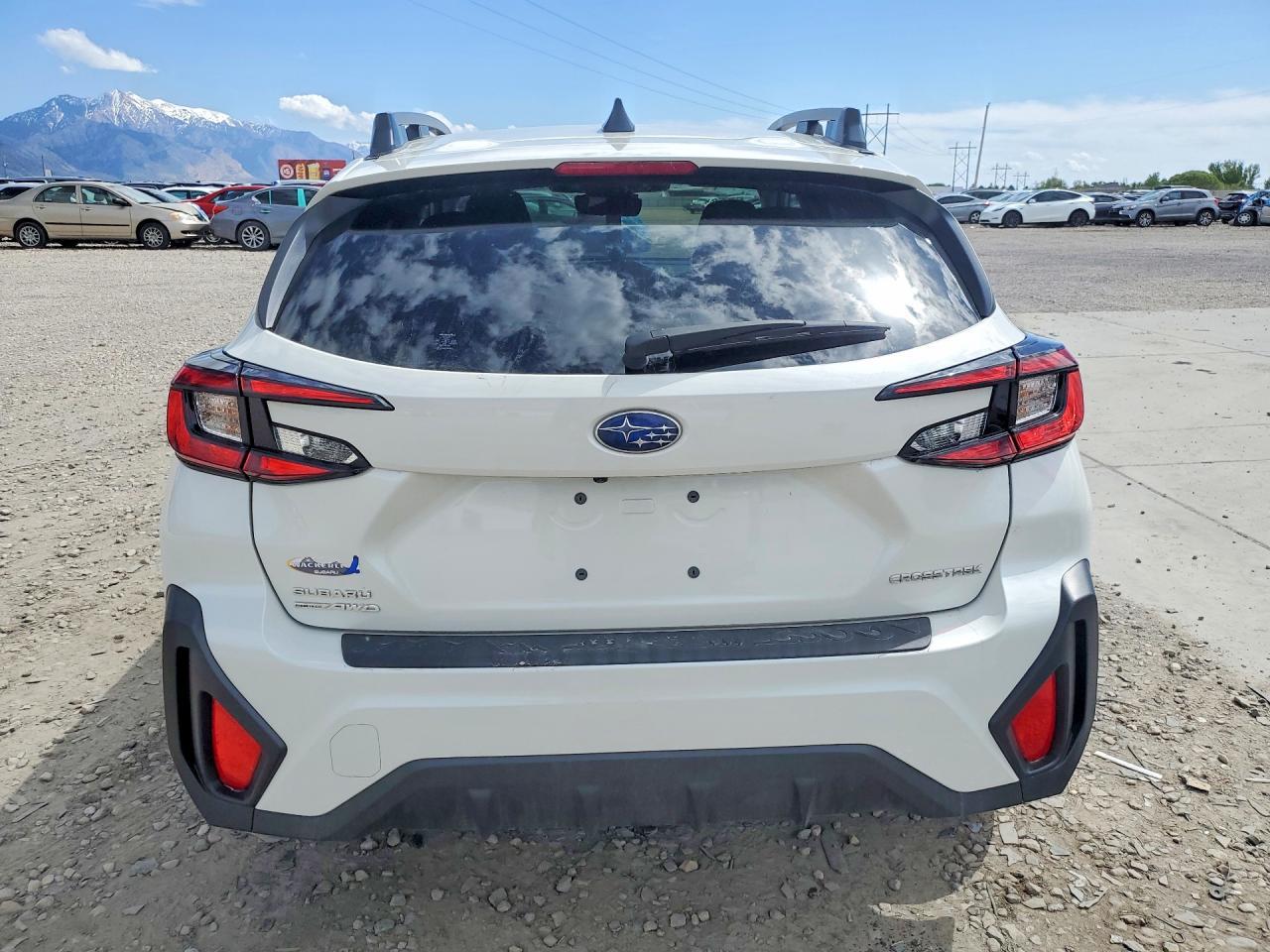 2025 SUBARU Crosstrek