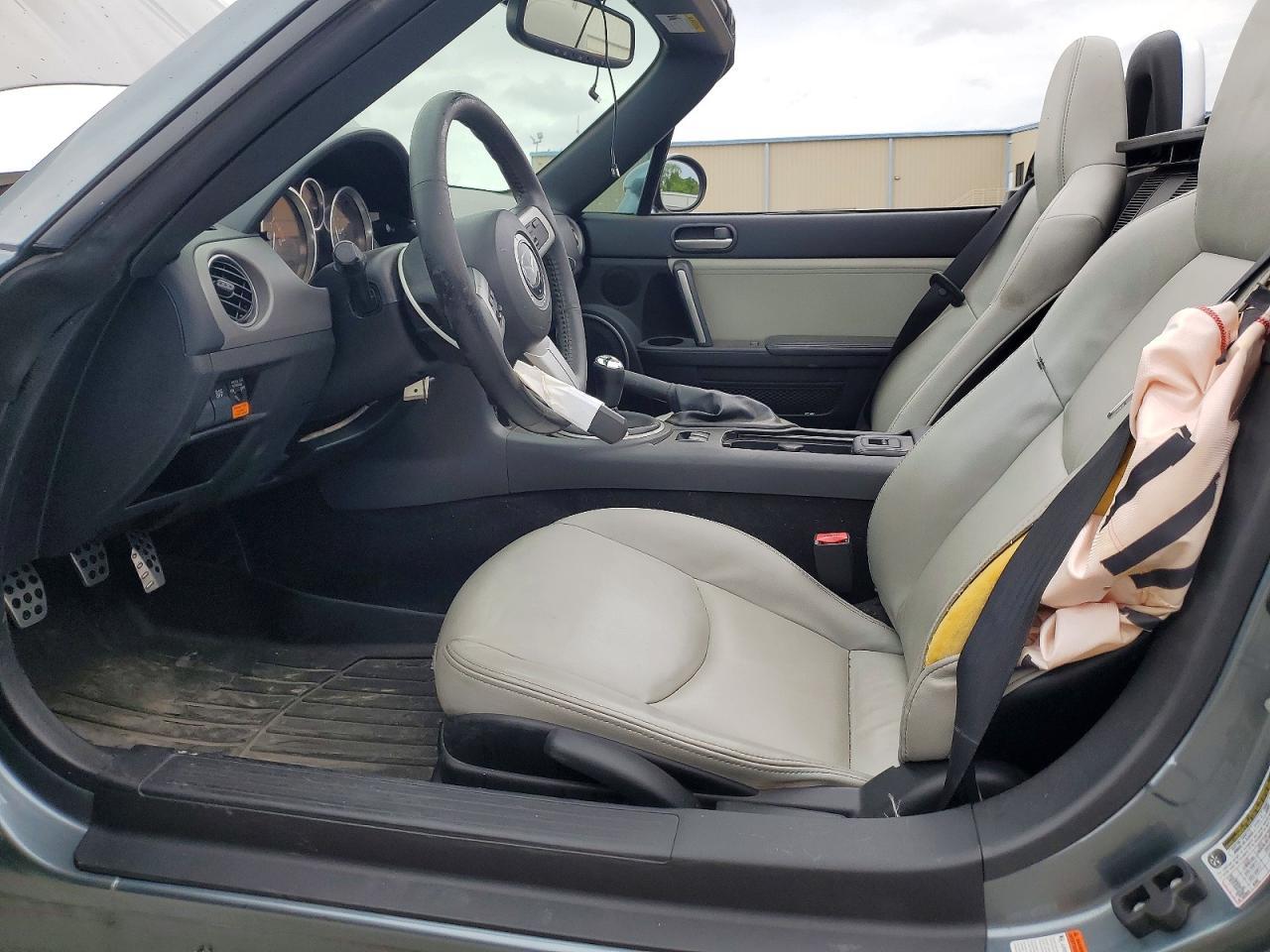 2011 MAZDA MX-5 Miata