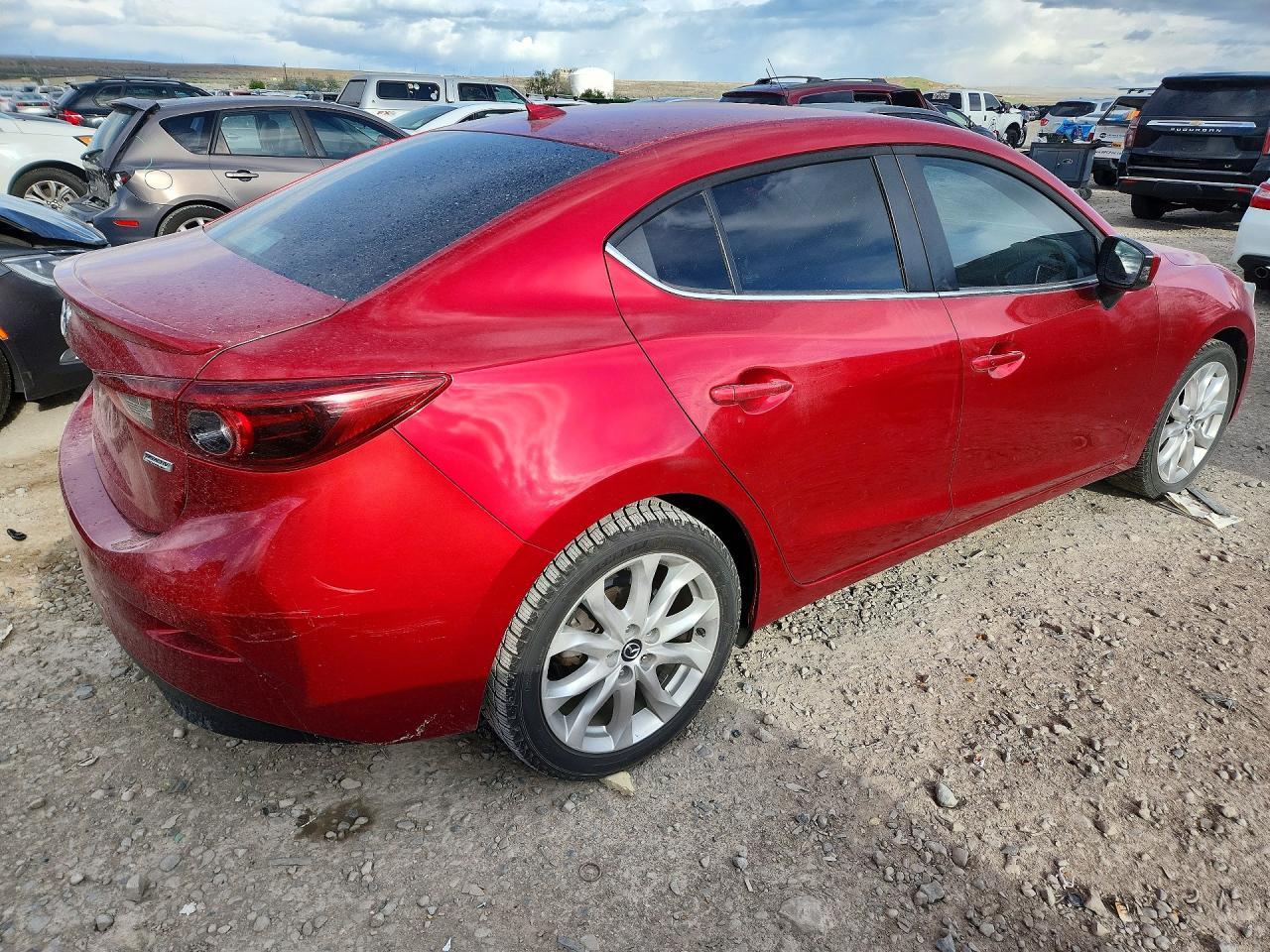 2015 MAZDA 3