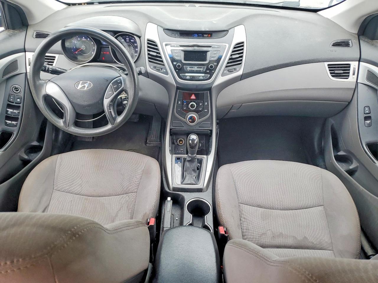 2016 HYUNDAI ELANTRA