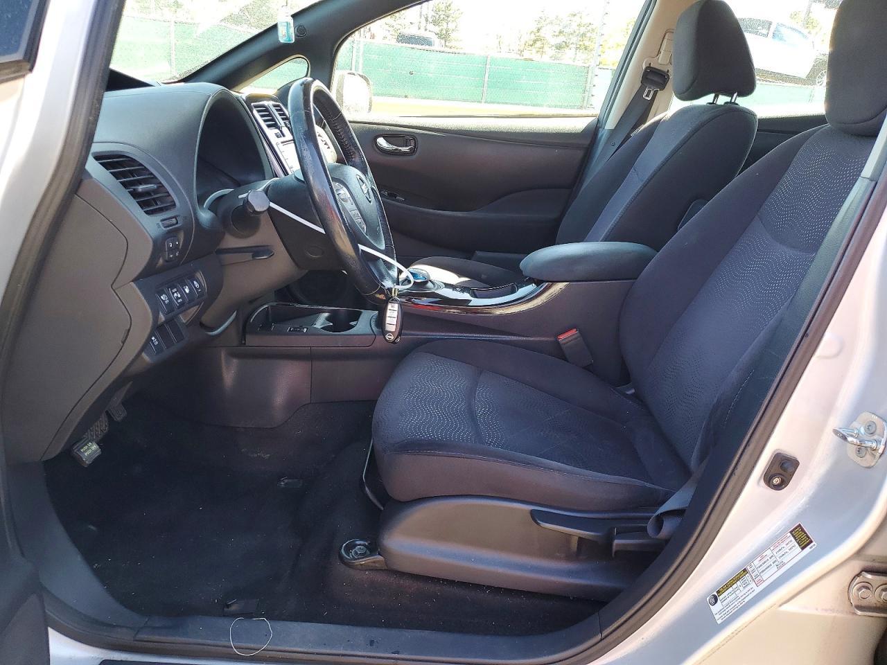 2013 NISSAN LEAF