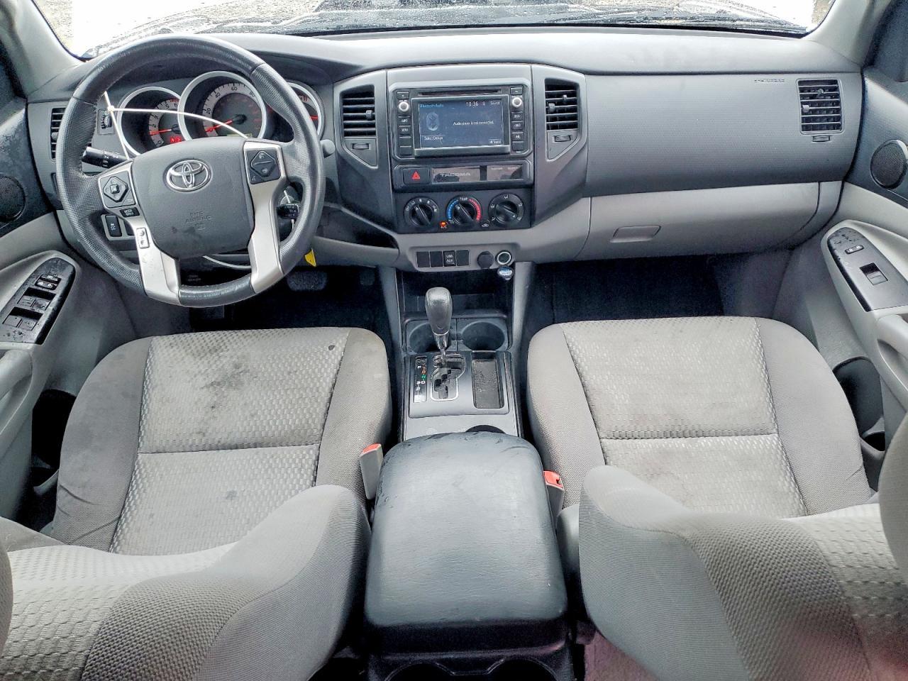 2015 TOYOTA TACOMA