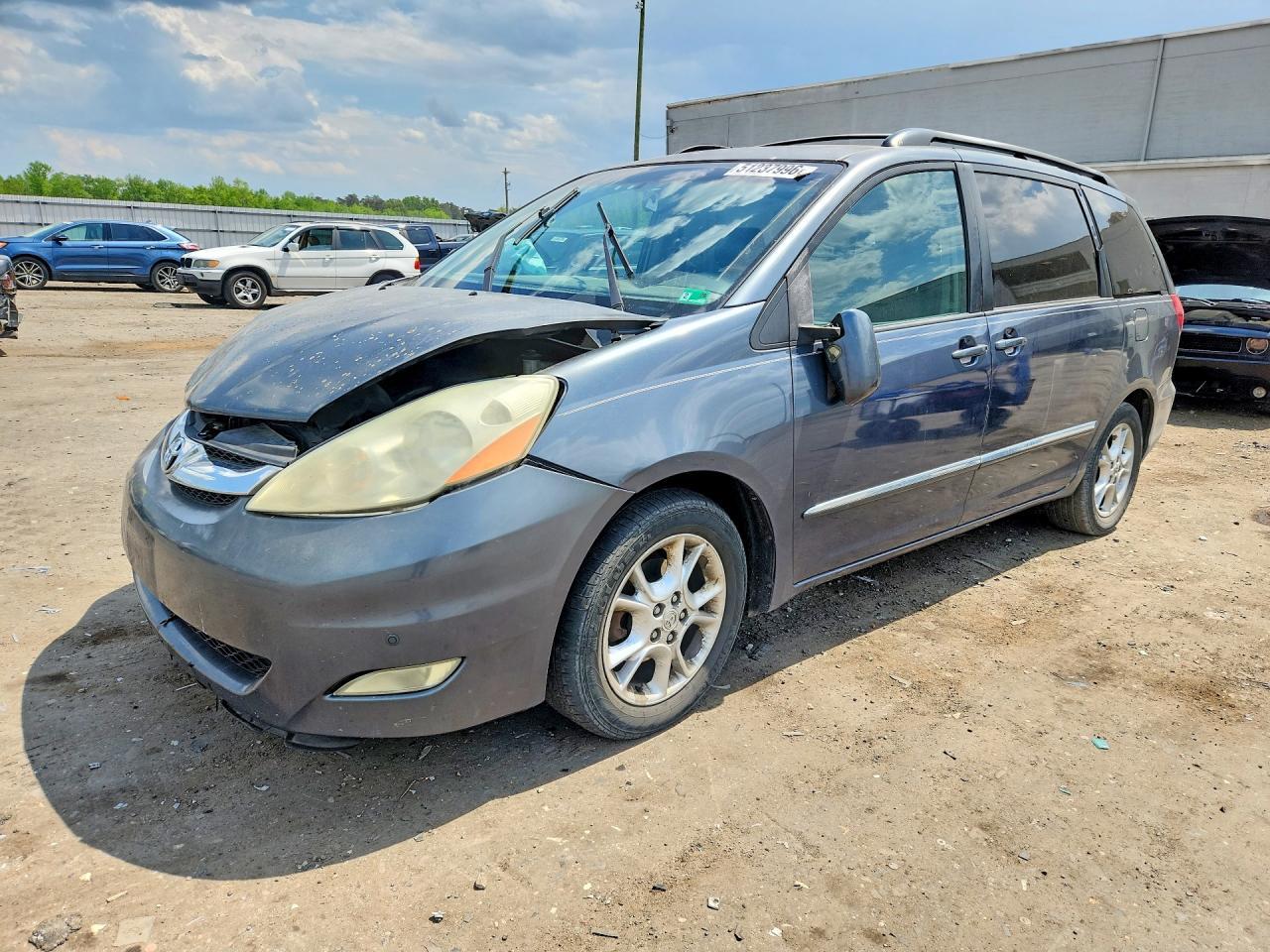 2006 TOYOTA SIENNA