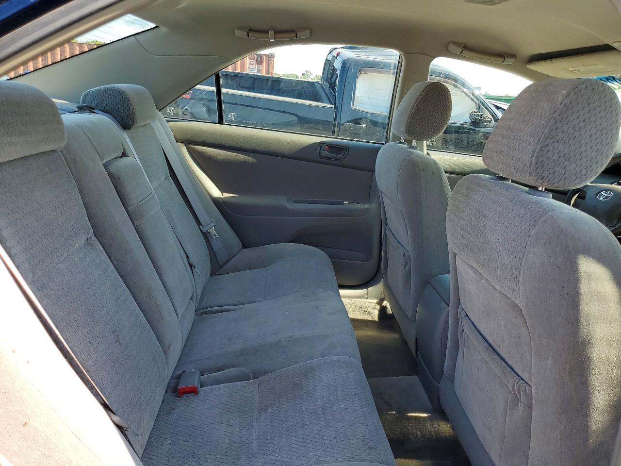 2004 TOYOTA CAMRY