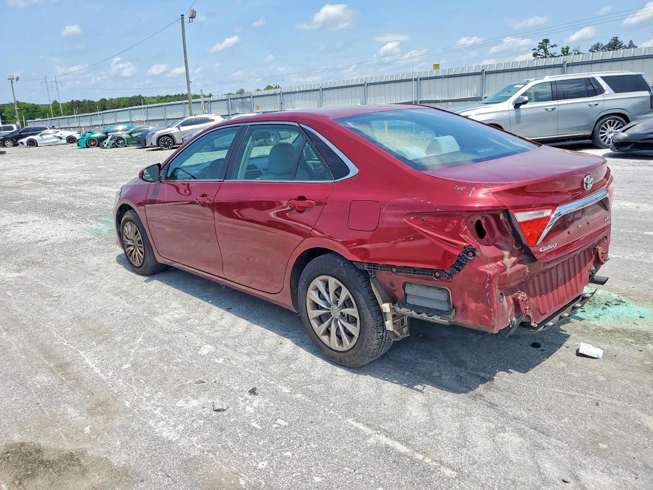 2016 TOYOTA CAMRY