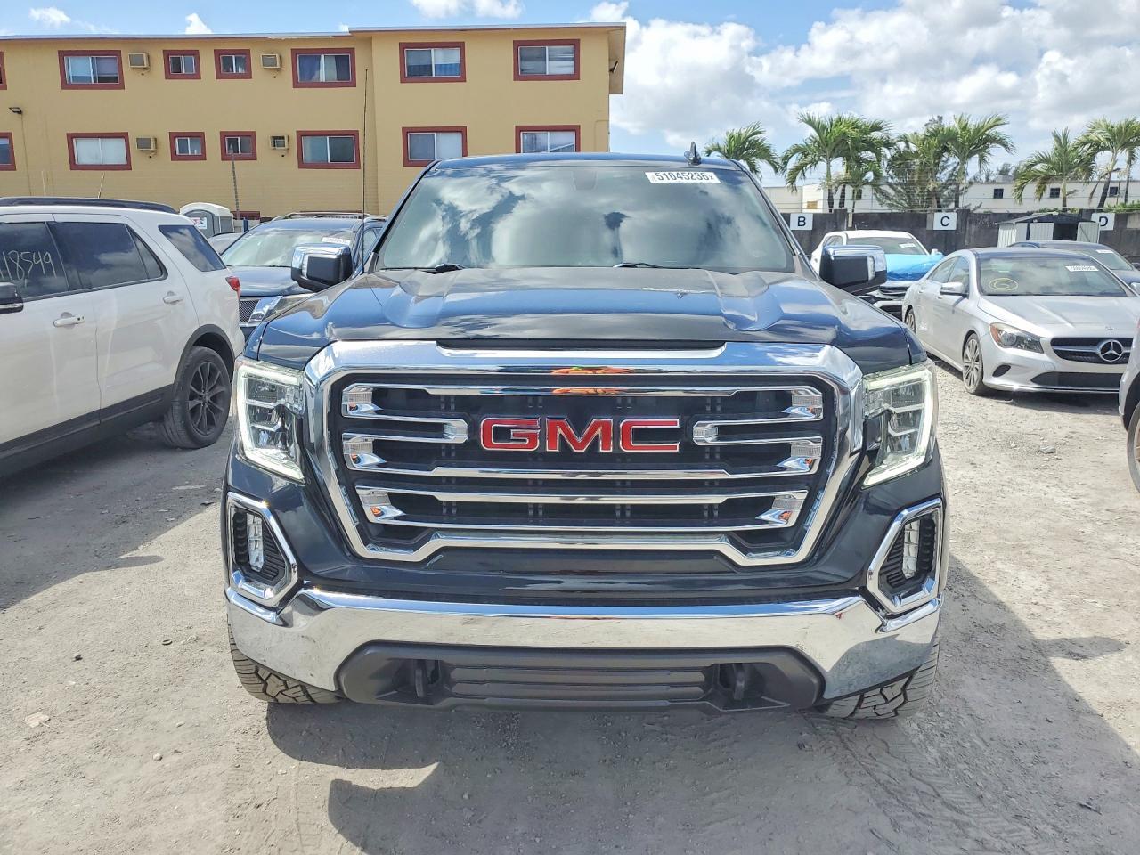 2022 GMC Sierra