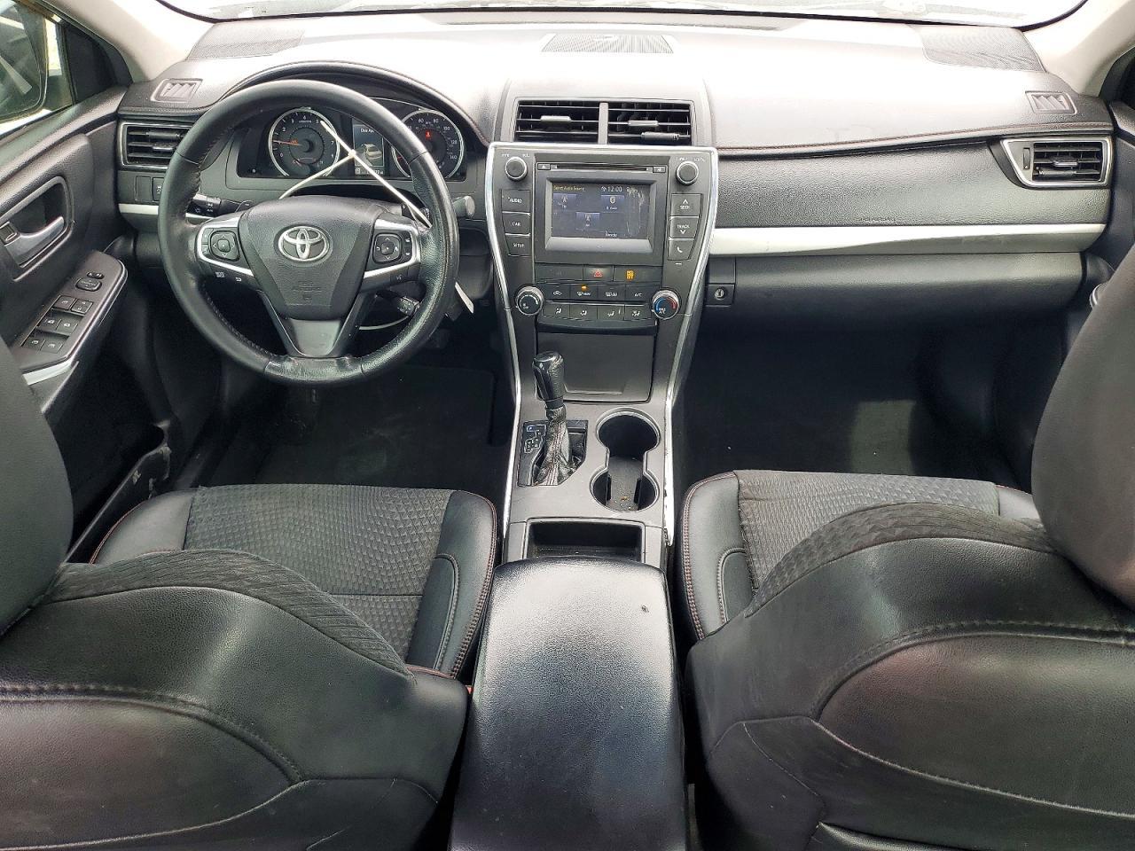 2015 TOYOTA CAMRY