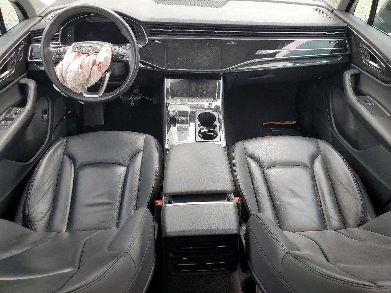 2020 AUDI Q7