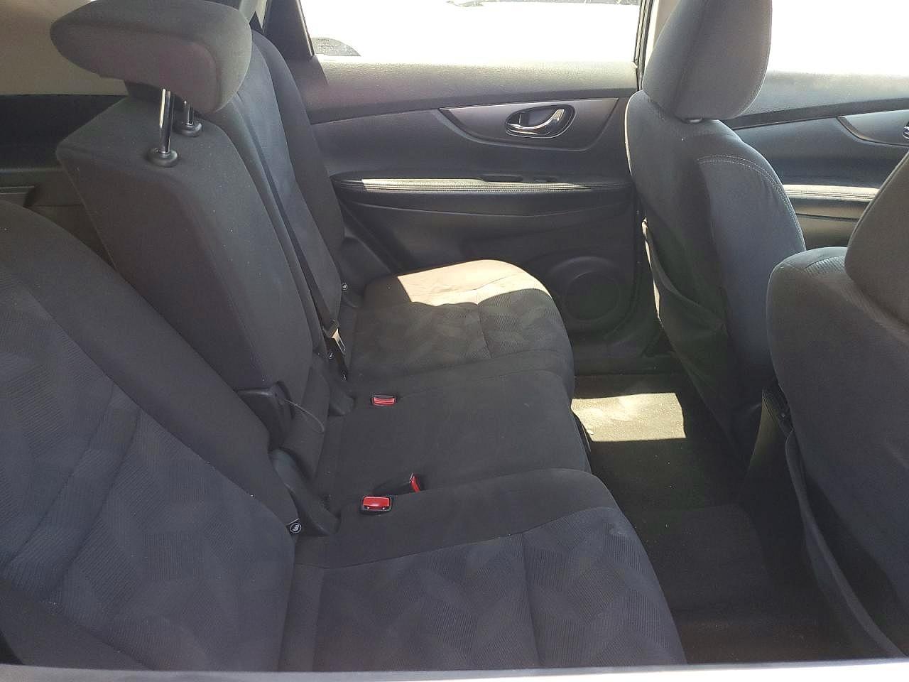 2016 NISSAN ROGUE